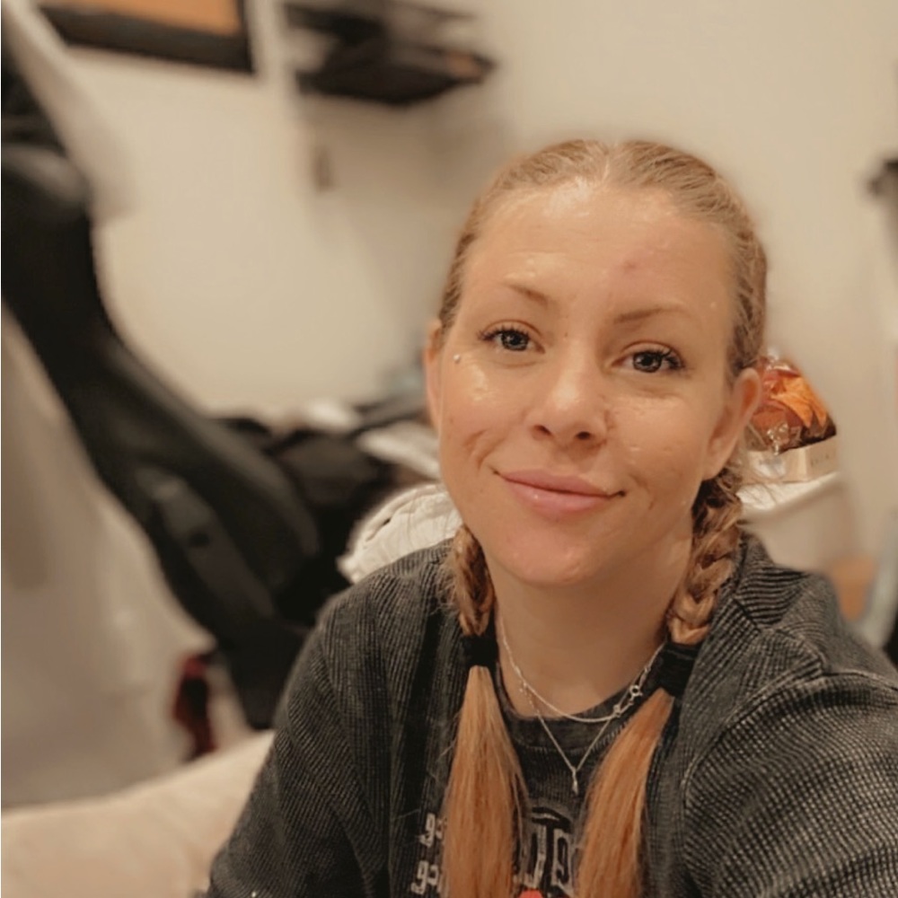 Meet your Posher, Mel